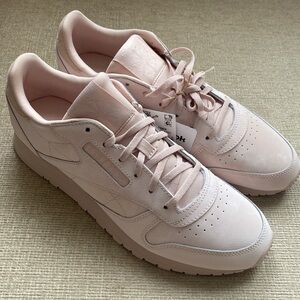 Reebok Classic Leather Running Shoe Women’s Size 11 Light Pink NEW WITH TAGS BOX